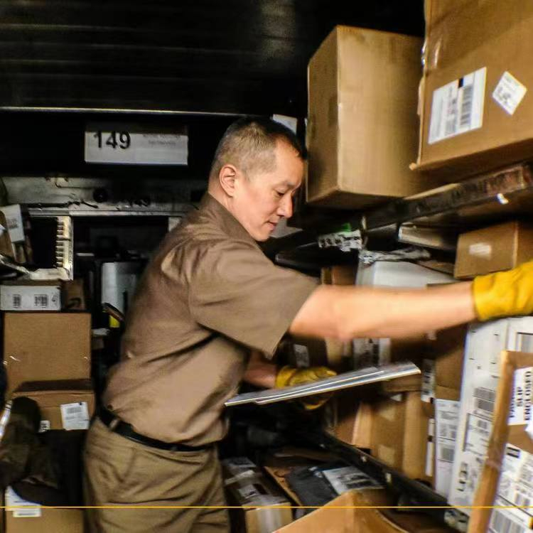 無需UPS賬戶，通過恒盛通物流寄送UPS快遞